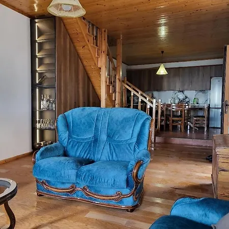 Villa Mystic